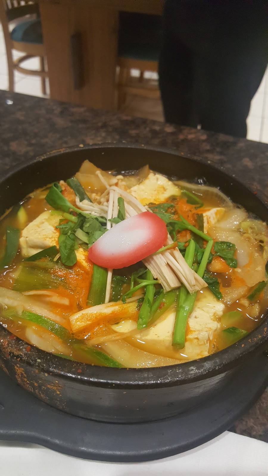 Gah Rham Restaurant | restaurant | 5027 Garrett Ave, Beltsville, MD 20705, USA | 3015954122 OR +1 301-595-4122