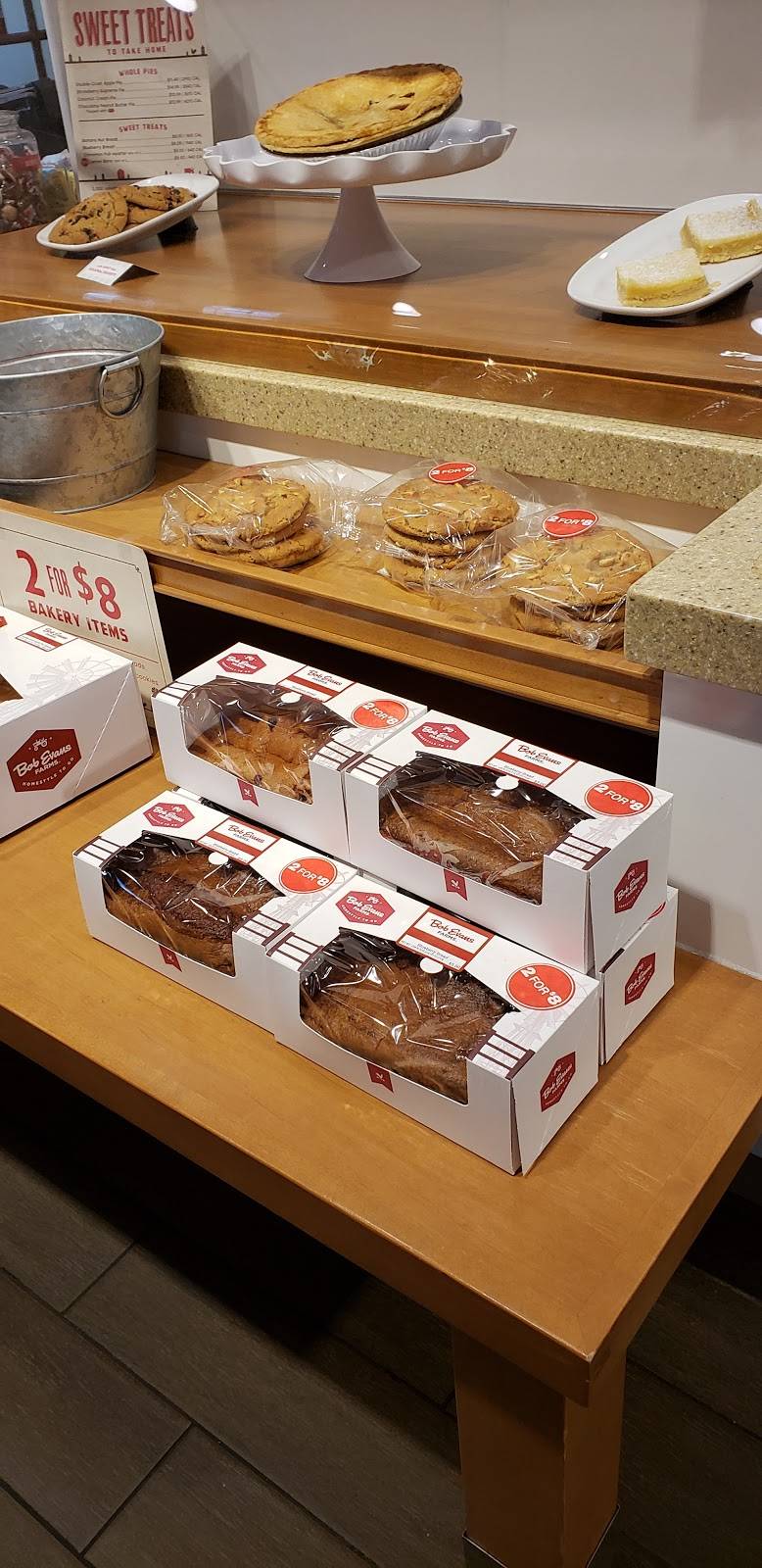 Bob Evans | restaurant | 520 John Ross Pkwy, Rock Hill, SC 29730, USA | 8033281122 OR +1 803-328-1122