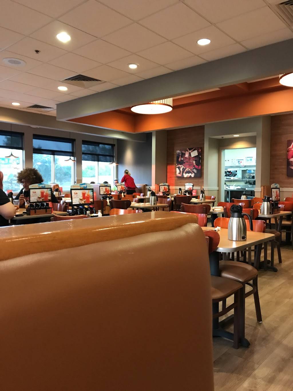 IHOP | restaurant | 1049 12th Ave NE, Norman, OK 73071, USA | 4057011616 OR +1 405-701-1616