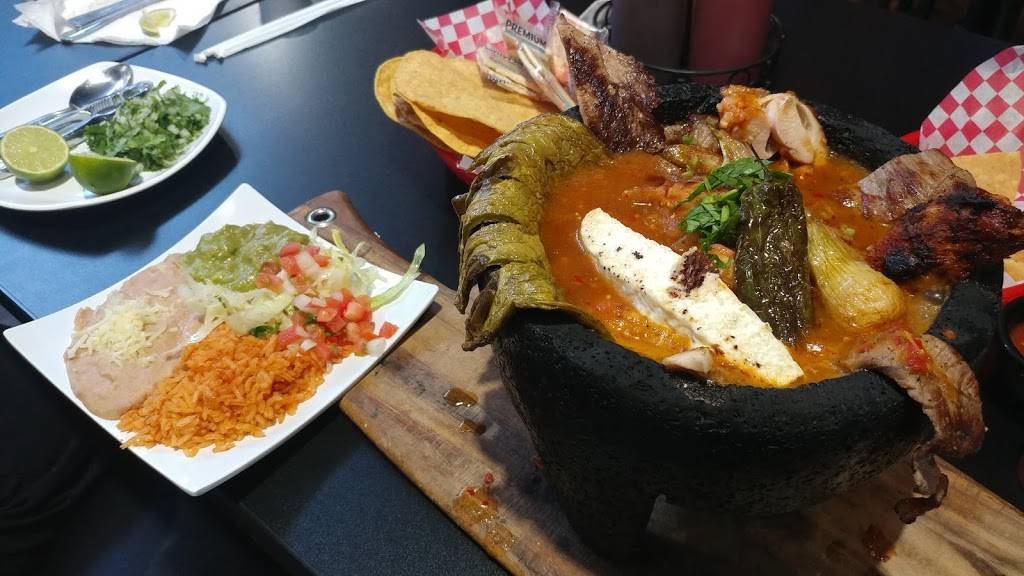 Mariscos El Patron | restaurant | 458 B St, Santa Rosa, CA 95401, USA | 7077088808 OR +1 707-708-8808