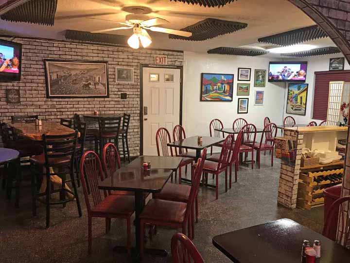 Sandis Hideaway | restaurant | 1896 Silver Lake Blvd, White Mountain Lakes Estates, AZ 85912, USA | 9285327499 OR +1 928-532-7499