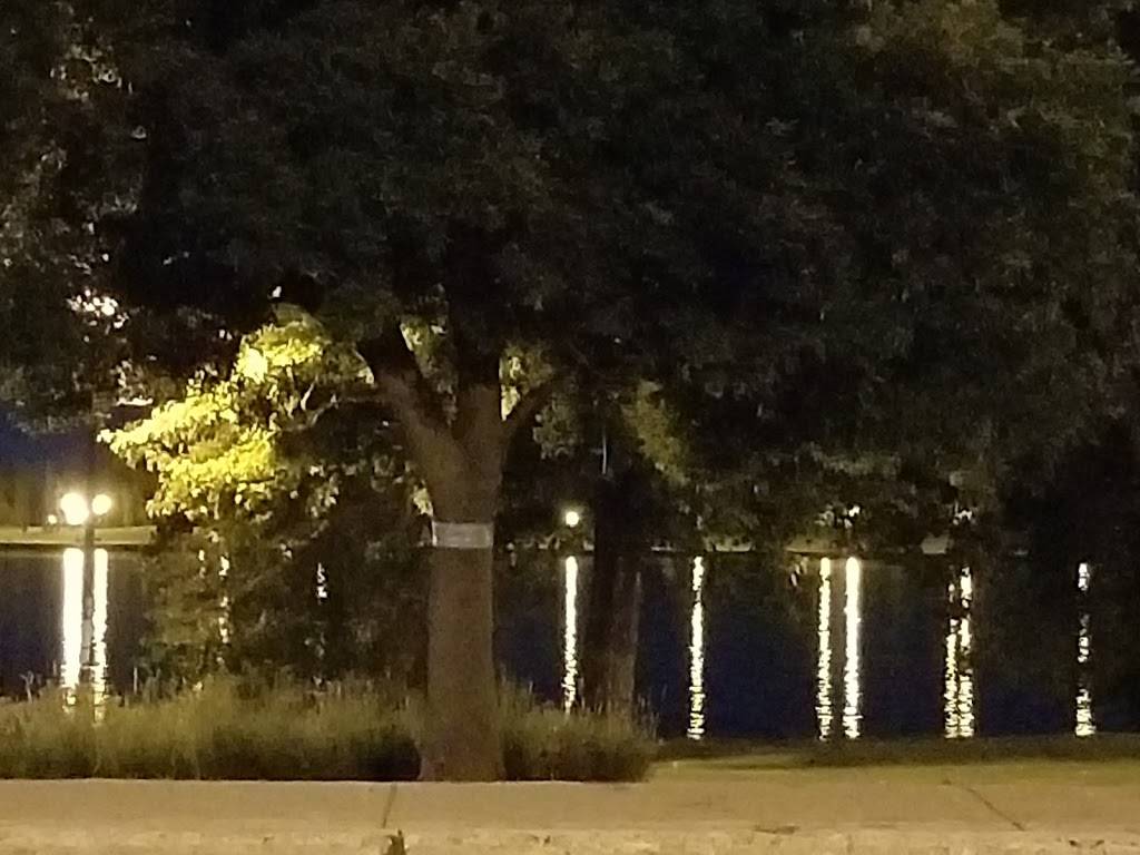 77 Sunset resto-pub | restaurant | 2560 Boulevard Saint-Joseph, Lachine, QC H8S 2N9, Canada | 5145383177 OR +1 514-538-3177