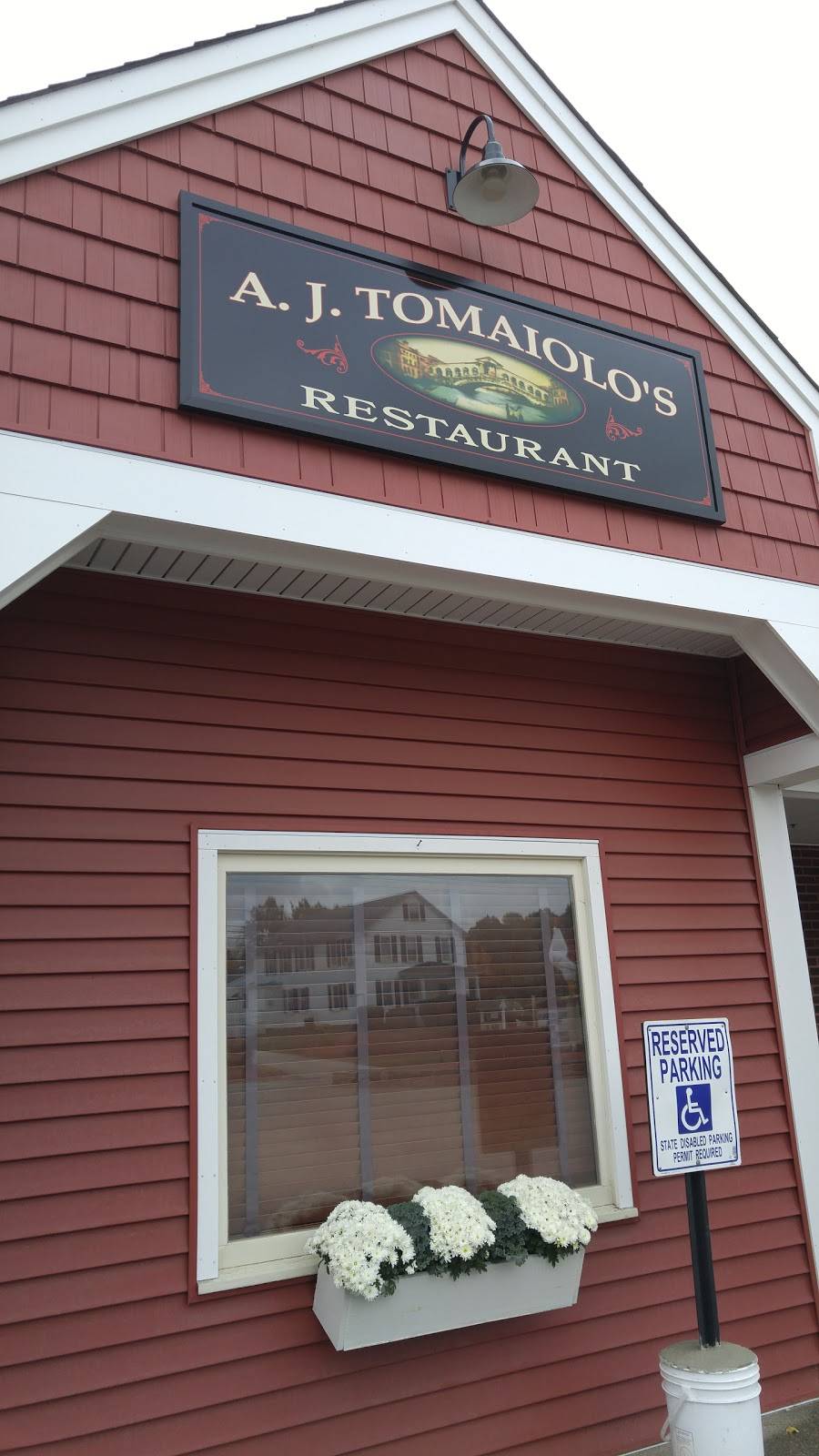 A.J. Tomaiolos Restaurant | restaurant | 411 W Main St, Northborough, MA 01532, USA | 5083935245 OR +1 508-393-5245