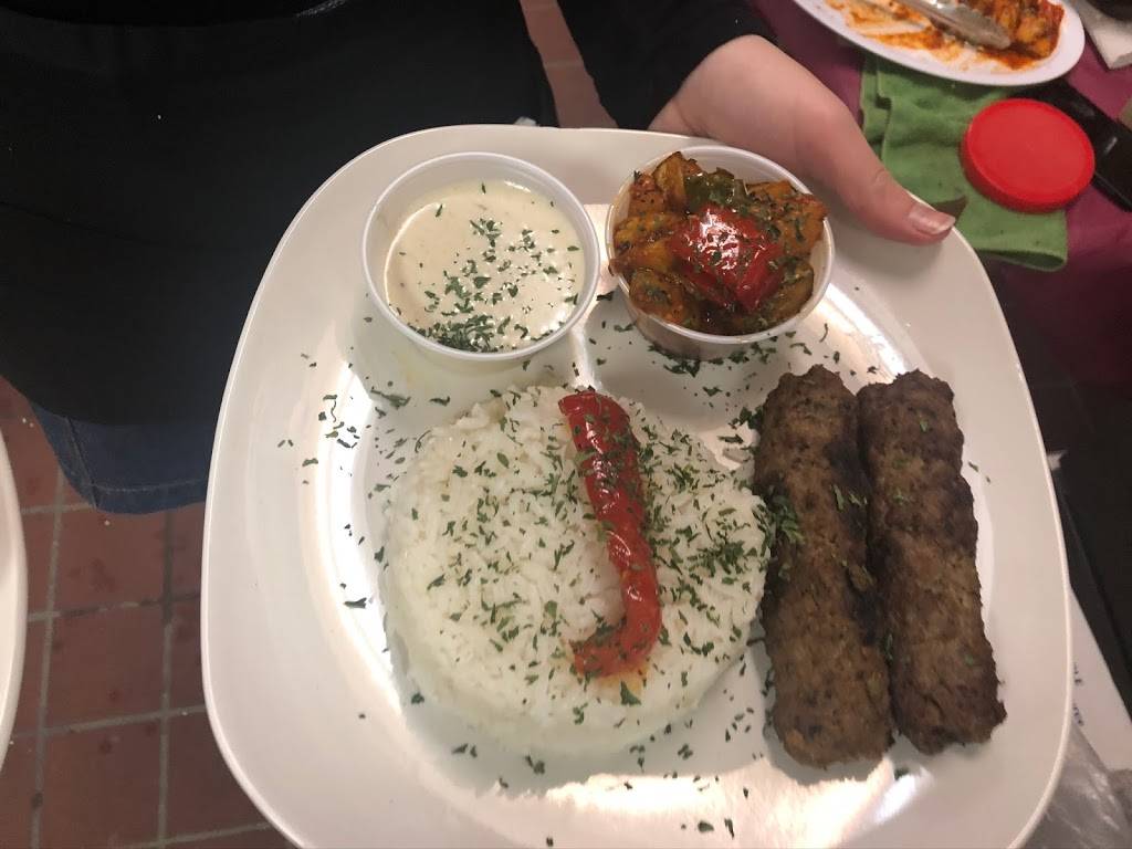 La Princesse | restaurant | 499 Ernston Rd, Parlin, NJ 08859, USA | 7327273603 OR +1 732-727-3603