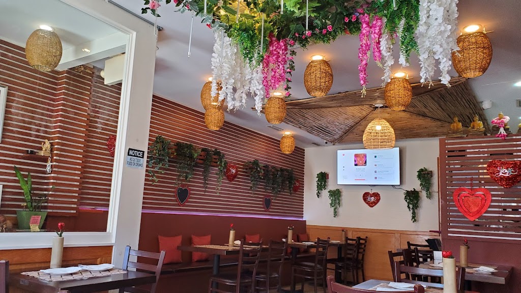 Pad Thai Kitchen | restaurant | 6218 18th Ave, Brooklyn, NY 11204, USA | 7184840156 OR +1 718-484-0156