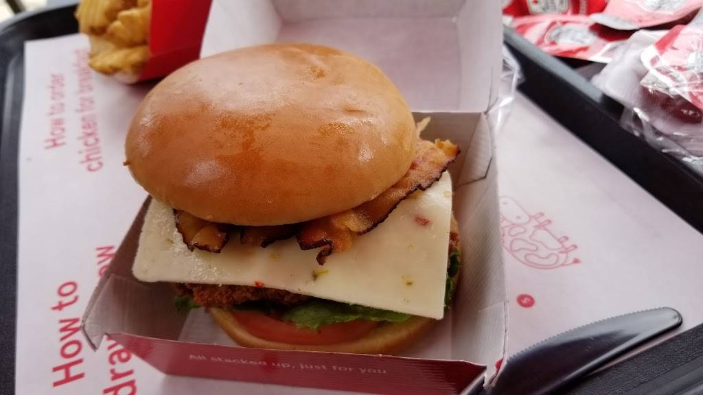 Chick-fil-A | restaurant | 6495 Glenway Ave, Cincinnati, OH 45211, USA | 5135989400 OR +1 513-598-9400