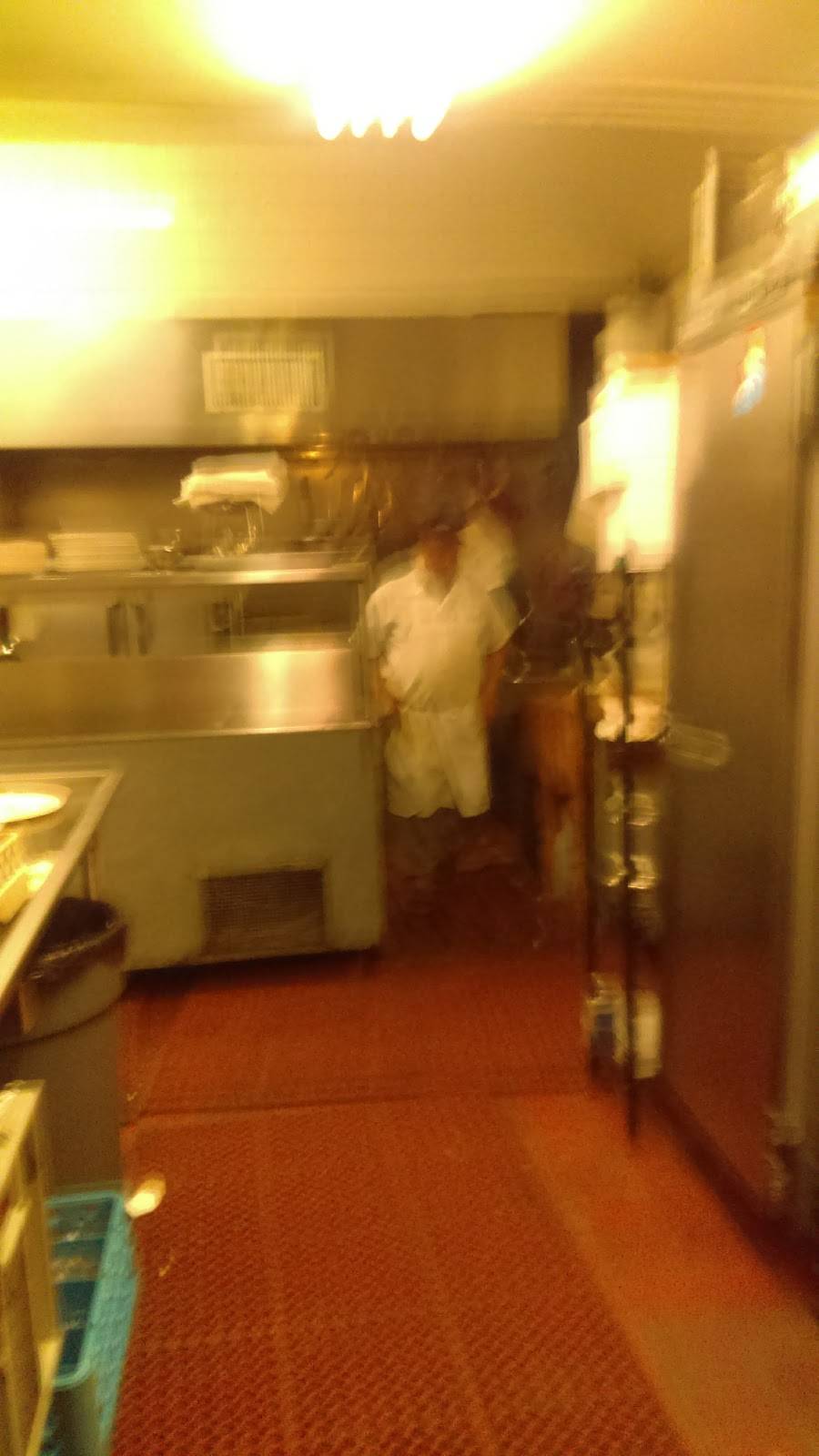 Il Posto | restaurant | 7409 Avenue U, Brooklyn, NY 11234, USA | 7182414317 OR +1 718-241-4317