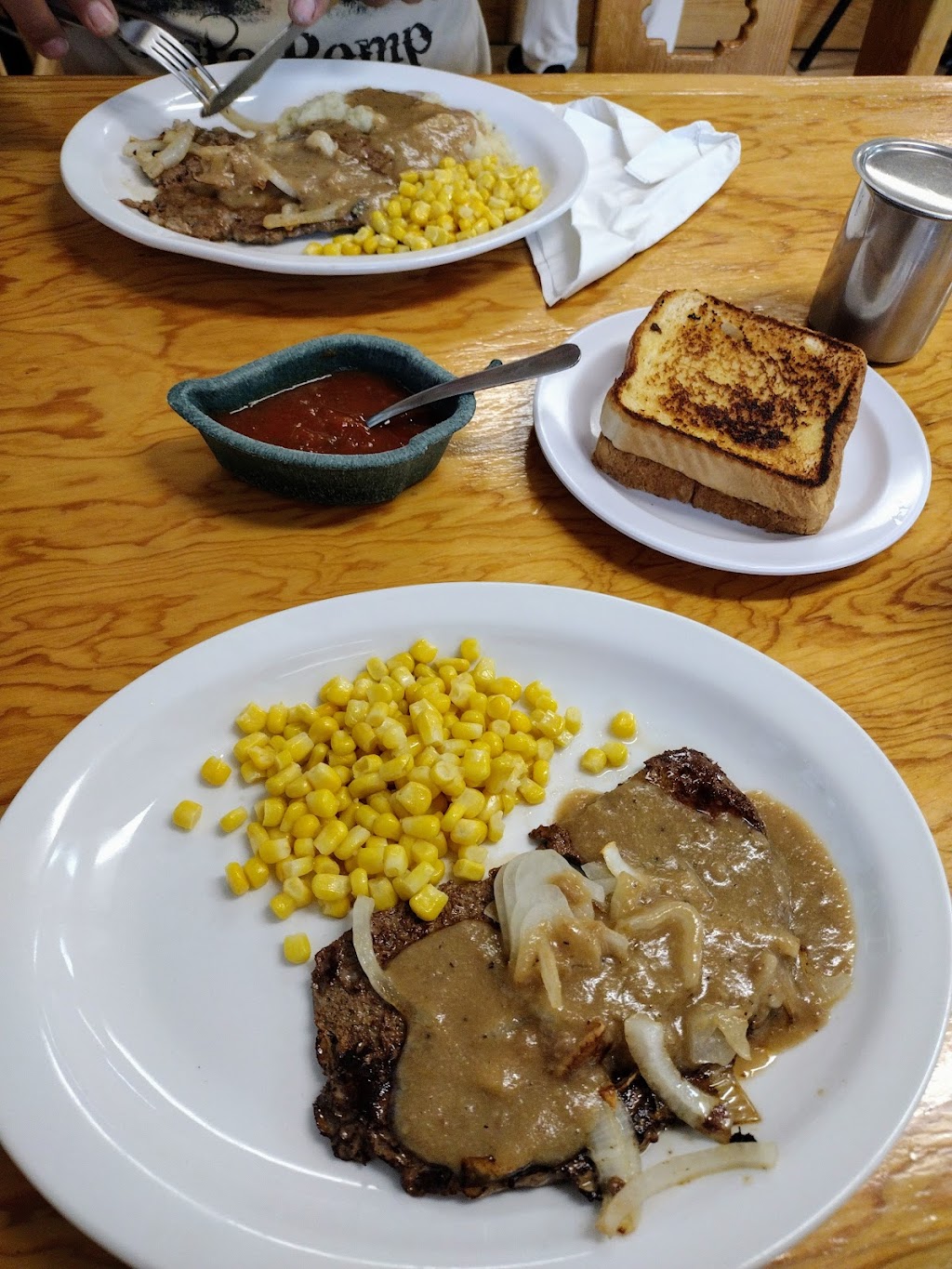 Benjis Restaurant | restaurant | 821 W Pine St, Deming, NM 88030, USA | 5755465309 OR +1 575-546-5309