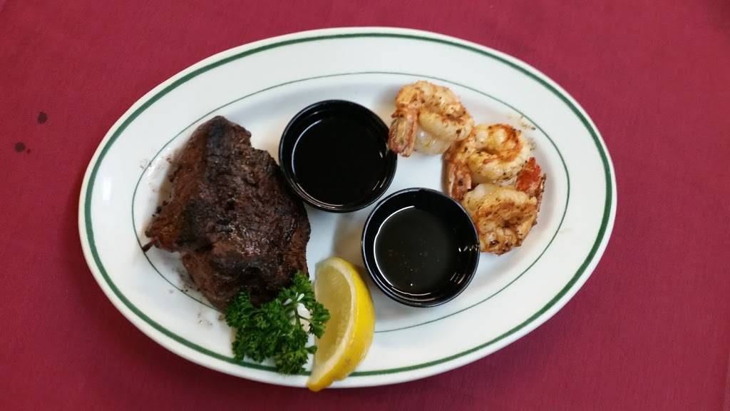 White House Inn | restaurant | 5776 Main St, Butte Des Morts, WI 54927, USA | 9205827211 OR +1 920-582-7211