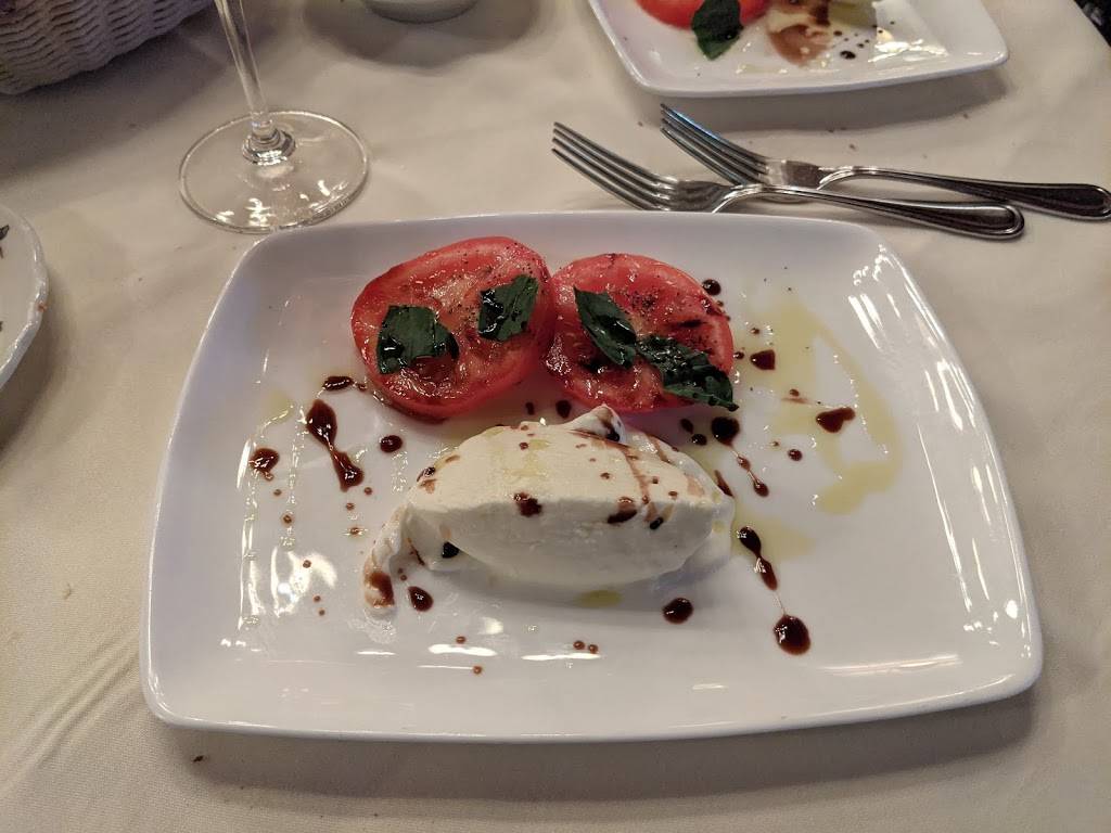 Il Terrazzo Carmine | restaurant | 411 1st Ave S, Seattle, WA 98104, USA | 2064677797 OR +1 206-467-7797