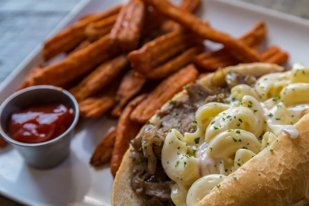 Craft 96 Draught House + Kitchen | restaurant | 2575 E League City Pkwy, League City, TX 77573, USA | 2815496095 OR +1 281-549-6095