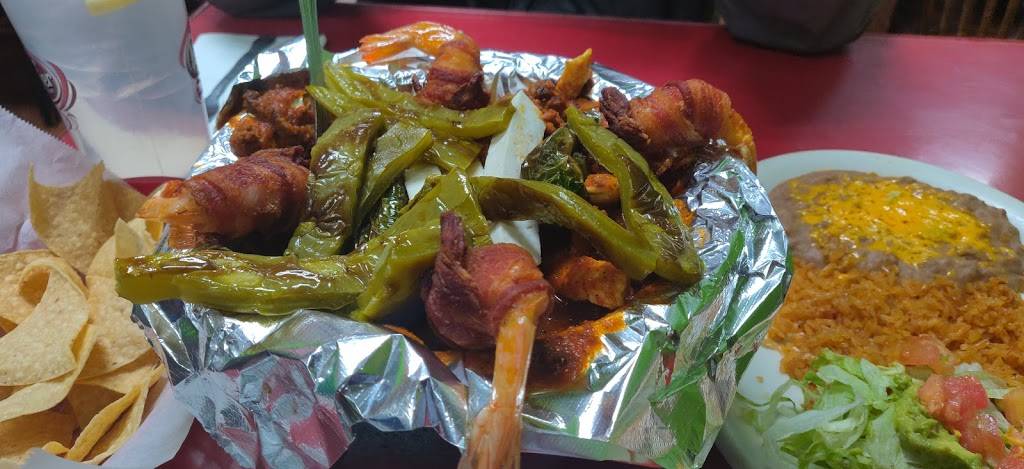 Saritas Mexican Food | restaurant | 8075 San Miguel Canyon Rd, Salinas, CA 93907, USA | 8316630229 OR +1 831-663-0229