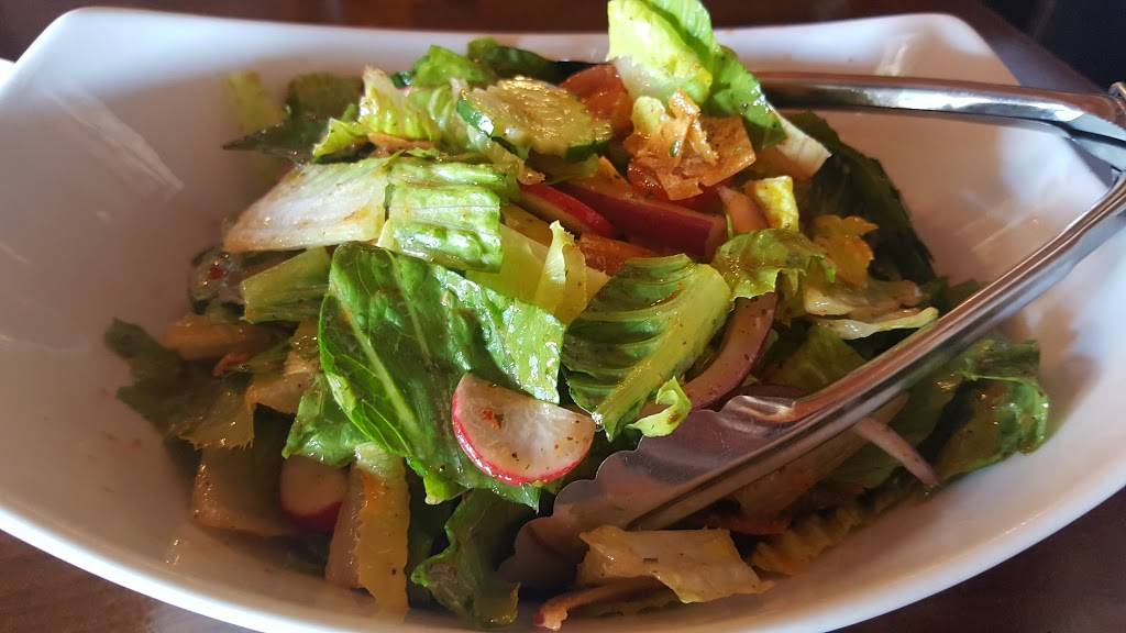 Medii Kitchen | restaurant | 116 S Fairmont Blvd, Anaheim, CA 92808, USA | 7149744633 OR +1 714-974-4633