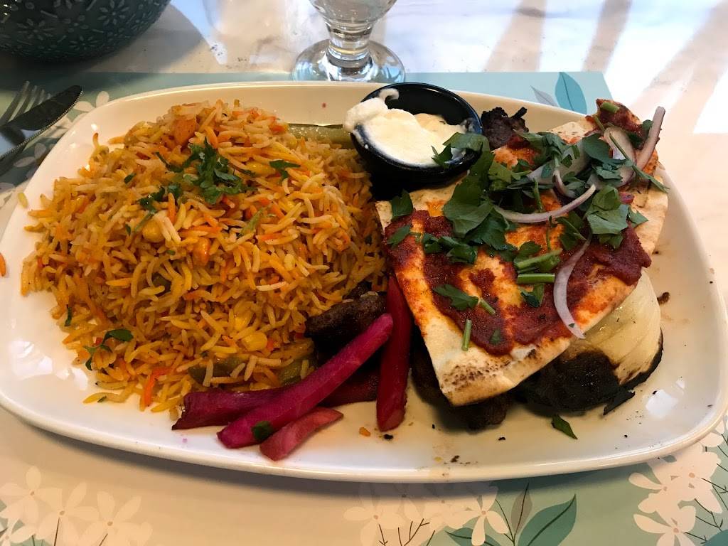 Yasmines Restaurant | restaurant | 1737 Richmond St #102, London, ON N5X 3Y2, Canada | 5192045000 OR +1 519-204-5000