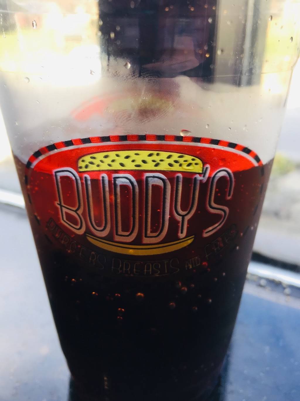 Buddys Burgers Breasts & Fries | restaurant | 148 W State St, Kennett Square, PA 19348, USA | 4847327162 OR +1 484-732-7162