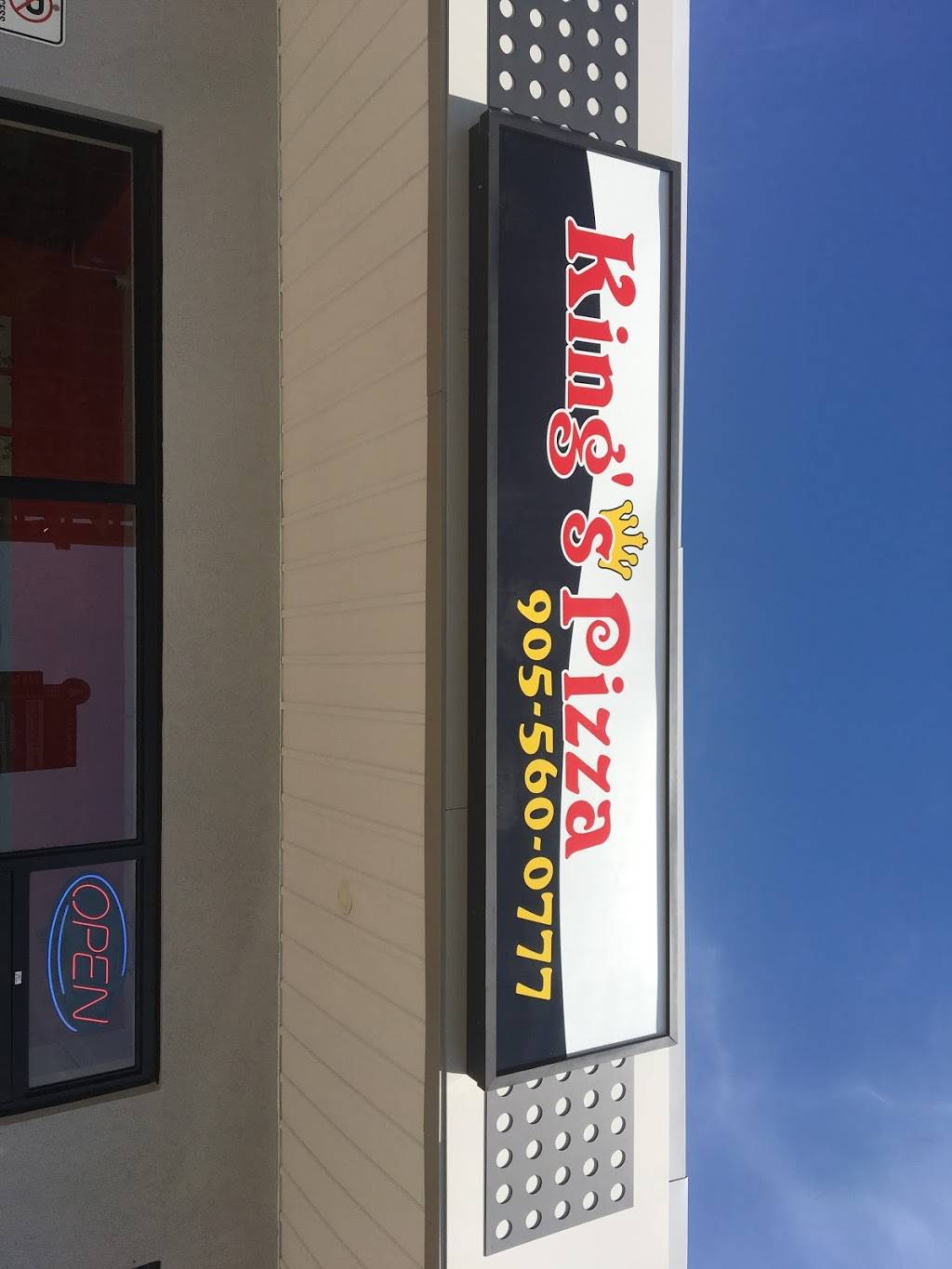 Kings Pizza | restaurant | 625 Greenhill Ave, Hamilton, ON L8K 5N8, Canada | 9055600777 OR +1 905-560-0777