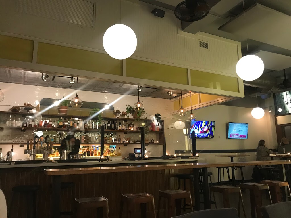 O+O Pizza | restaurant | 102 W Lockwood Ave, Webster Groves, MO 63119, USA | 3147215422 OR +1 314-721-5422