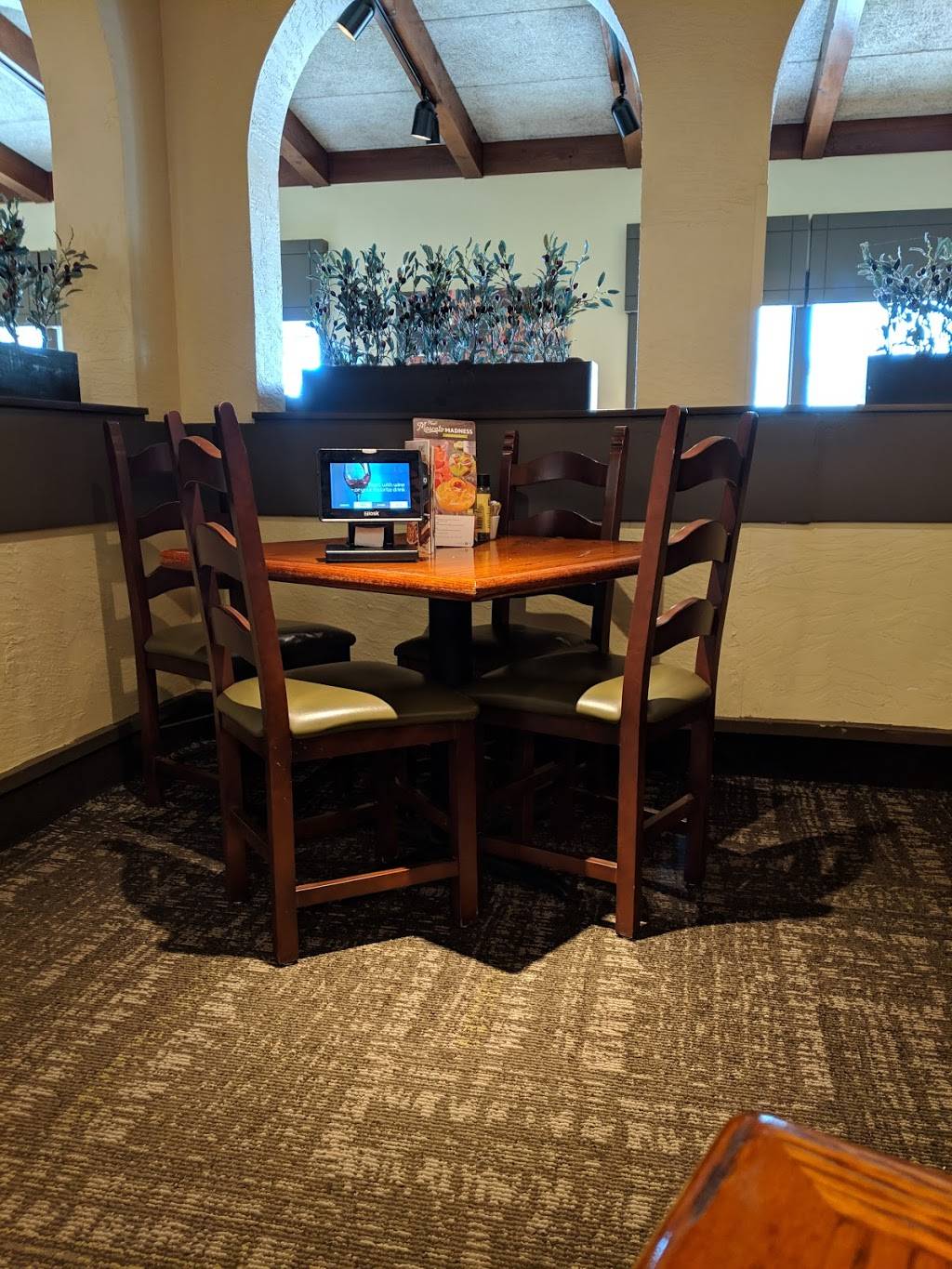 Olive Garden Italian Restaurant | meal takeaway | 202 Laurel Oak Rd, Voorhees Township, NJ 08043, USA | 8567846600 OR +1 856-784-6600