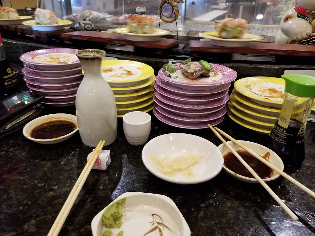 Sakura Japanese Sushi Train II | restaurant | 1109 E Santa Fe St, Olathe, KS 66061, USA | 9138398893 OR +1 913-839-8893