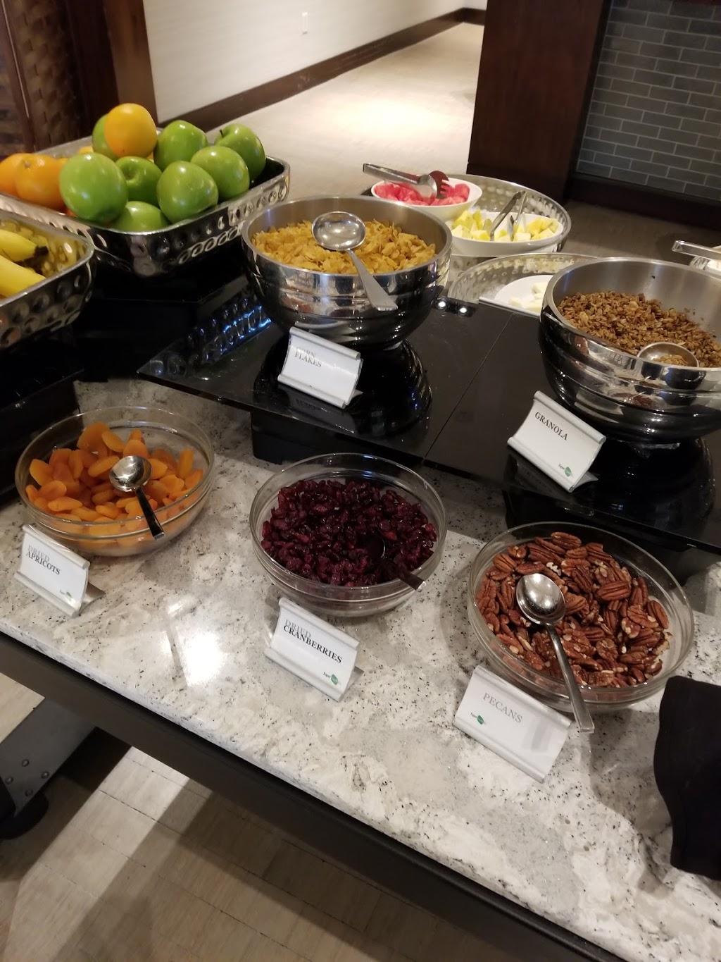 Sauciety Restaurant | restaurant | 425 Summer St, Boston, MA 02210, USA | 6175324600 OR +1 617-532-4600