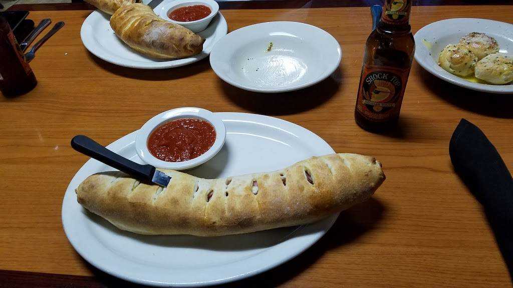 Pavarottis Pizza | restaurant | 8075 SW State Rd 200 #101, Ocala, FL 34481, USA | 3522919424 OR +1 352-291-9424