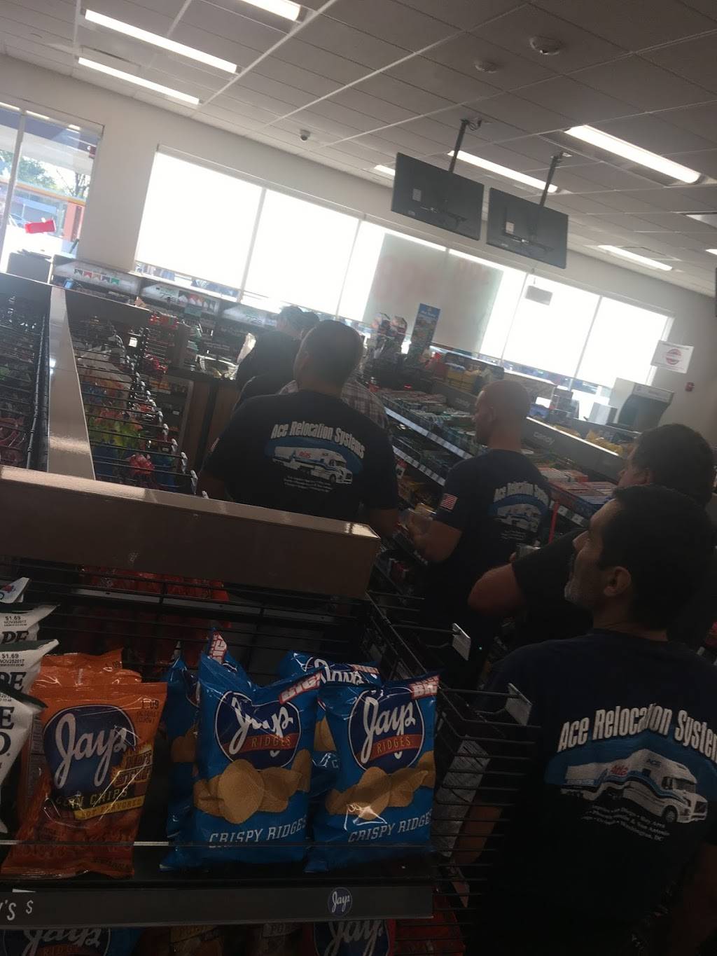 Thorntons | bakery | 1330 S Neltnor Blvd, West Chicago, IL 60185, USA | 6305629110 OR +1 630-562-9110