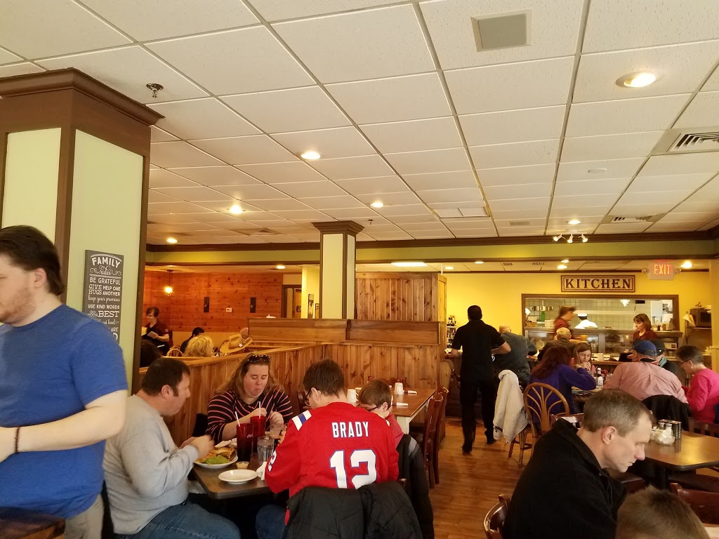 Papa Gs | restaurant | 117 E Van Buren St, Woodstock, IL 60098, USA | 8153380180 OR +1 815-338-0180