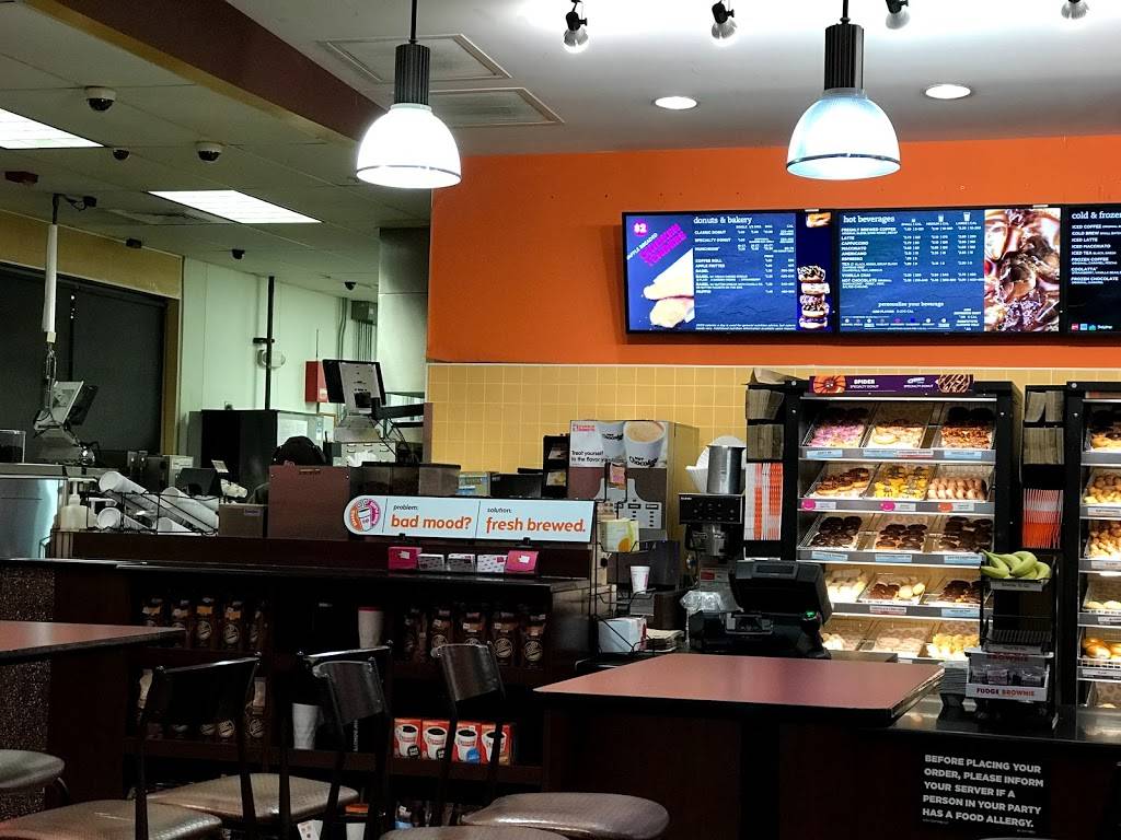Dunkin | cafe | 892 S E Main St, East Dundee, IL 60118, USA | 8474287163 OR +1 847-428-7163