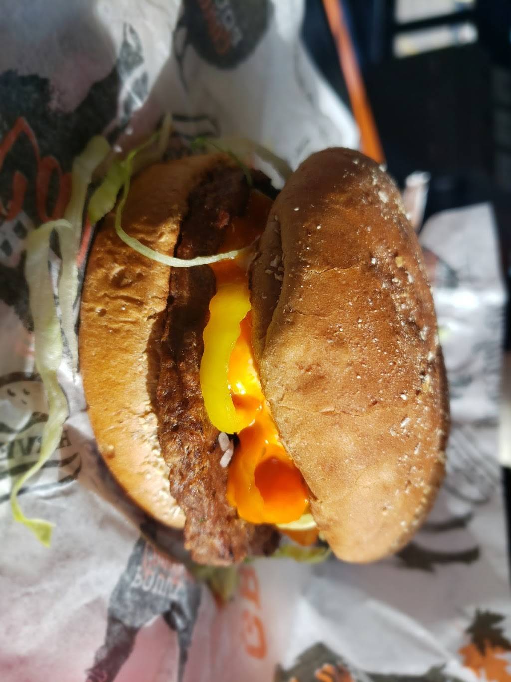 Harveys | restaurant | 560 Fairway Rd S, Kitchener, ON N2C 1X3, Canada | 5198934412 OR +1 519-893-4412