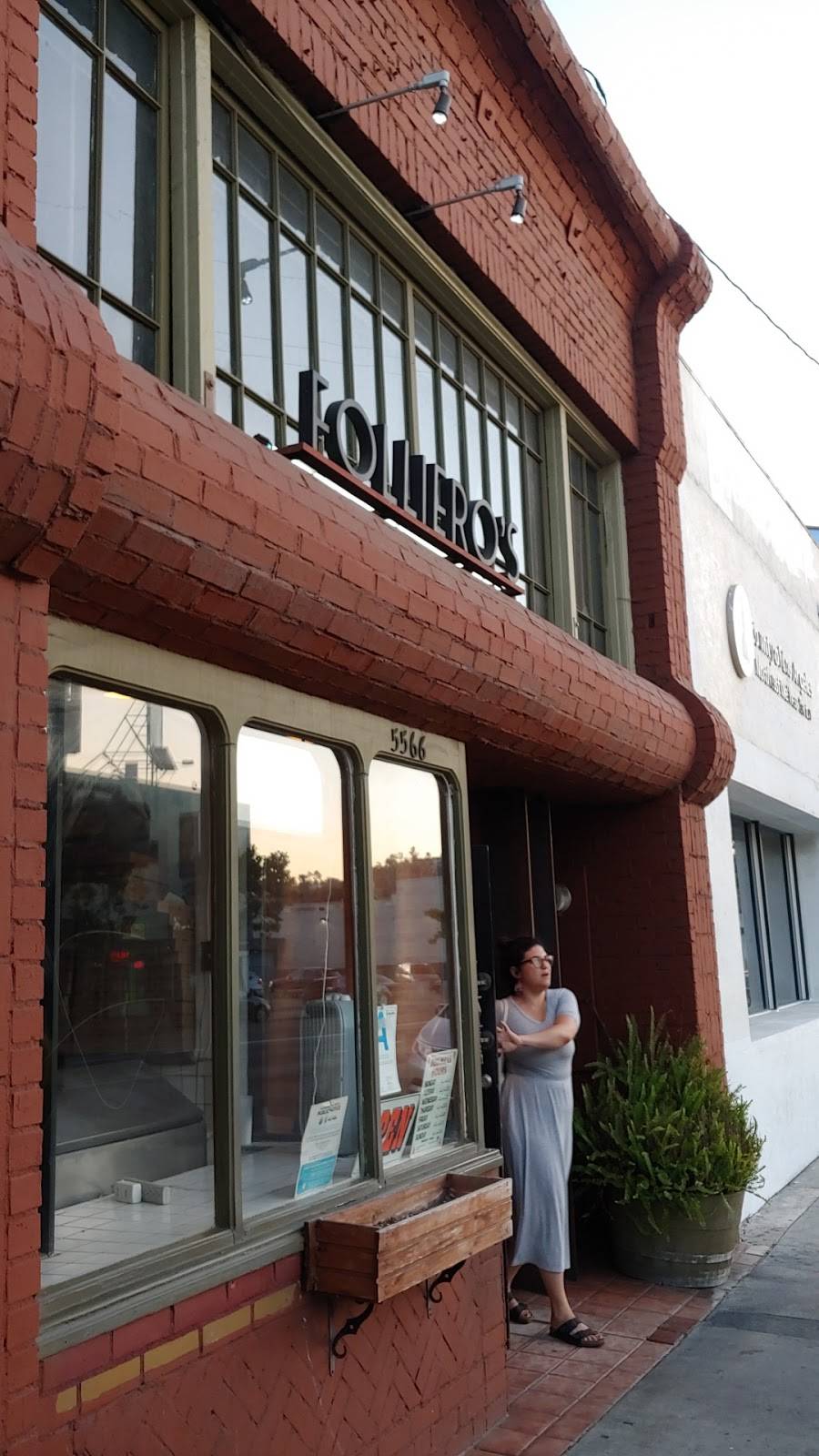 Follieros Italian Food and Pizza | restaurant | 5566 N Figueroa St, Los Angeles, CA 90042, USA | 3232540505 OR +1 323-254-0505