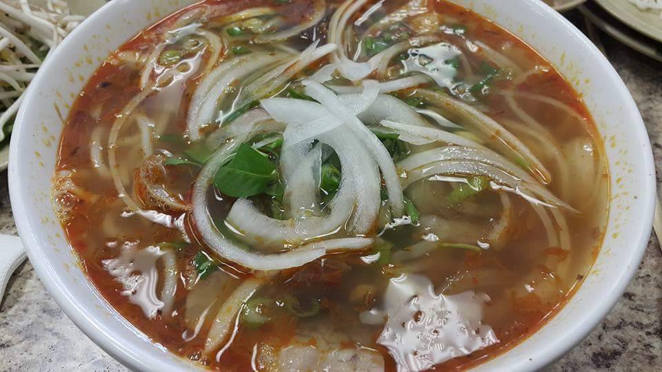 Banh Cuon Hoa #2 | restaurant | 11169 Beechnut St, Houston, TX 77072, USA | 2814959556 OR +1 281-495-9556