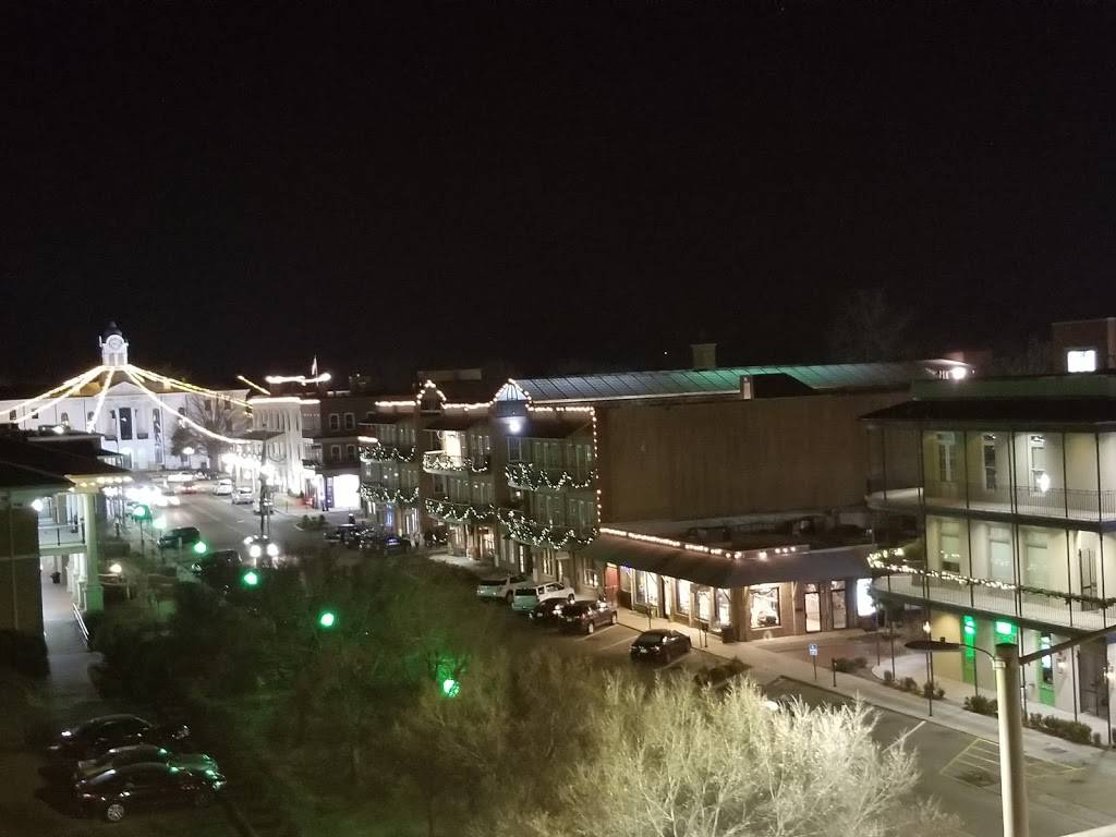 The Coop | restaurant | 400 N Lamar Blvd, Oxford, MS 38655, USA | 6622343031 OR +1 662-234-3031