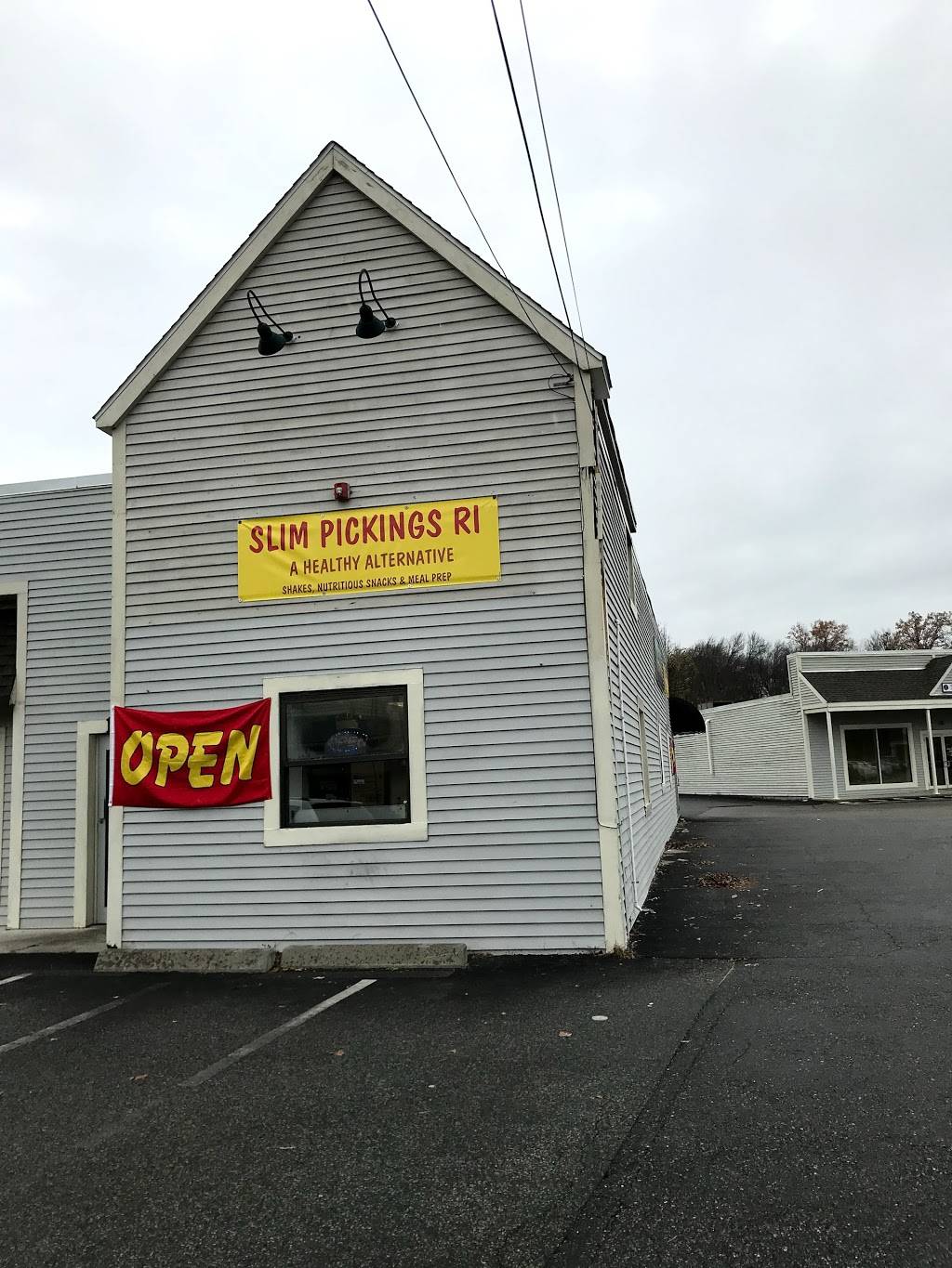 Slim Pickings RI | restaurant | 1755 Smith St, North Providence, RI 02911, USA | 4015599986 OR +1 401-559-9986