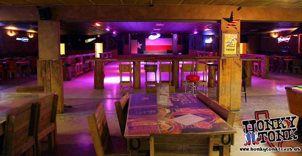 Honky Tonk Texas | restaurant | 2389 Hwy 96 N, Silsbee, TX 77656, USA | 4093861995 OR +1 409-386-1995