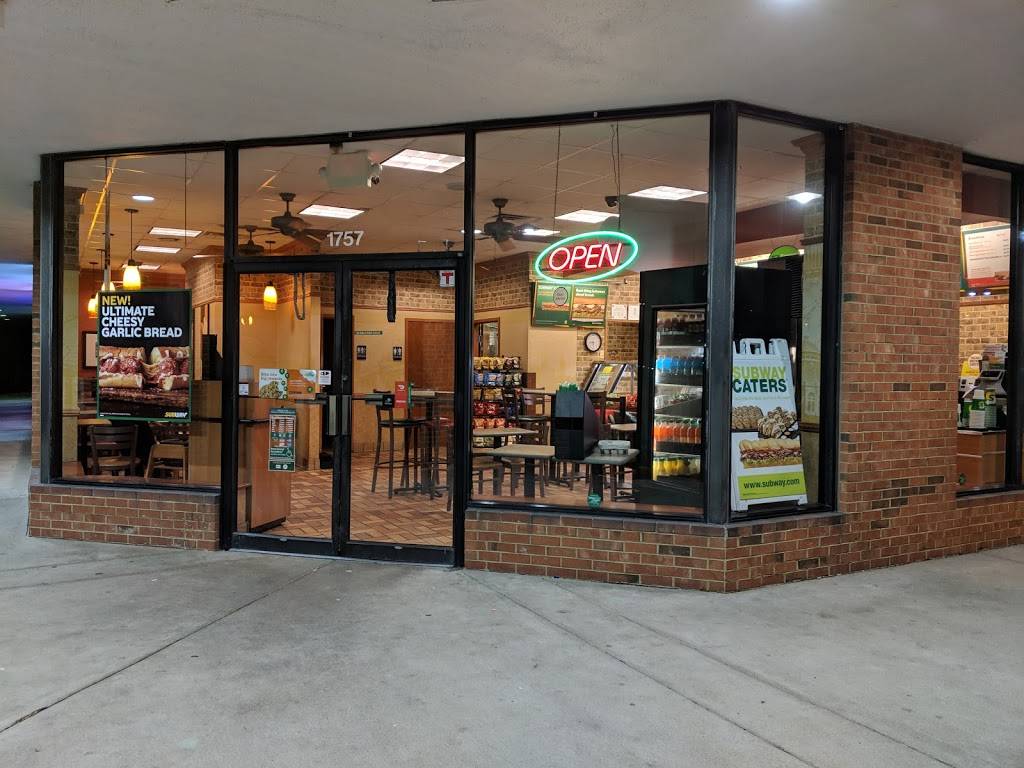 Subway Restaurants | restaurant | 1757 Parkview Dr, Chesapeake, VA 23320, USA | 7575231842 OR +1 757-523-1842