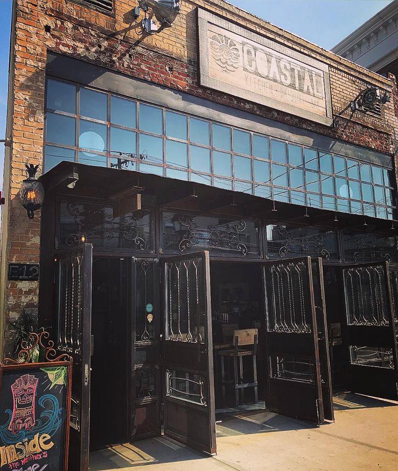 Coastal Kitchen & Daquiri Bar | restaurant | 12 E Main St, Bay Shore, NY 11706, USA | 6316653030 OR +1 631-665-3030