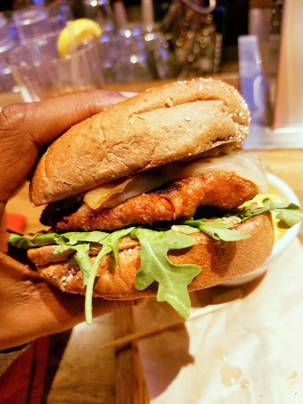 Twin Peaks Buckhead | restaurant | 3365 Piedmont Rd NE, Atlanta, GA 30305, USA | 4049618946 OR +1 404-961-8946