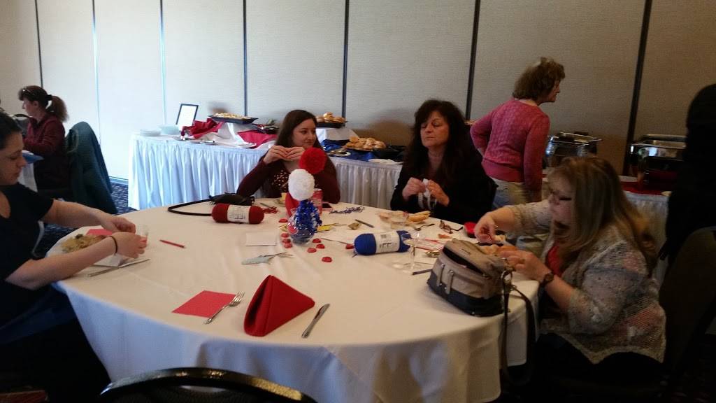 The Marq | restaurant | 3177 French Rd, De Pere, WI 54115, USA | 9207858090 OR +1 920-785-8090