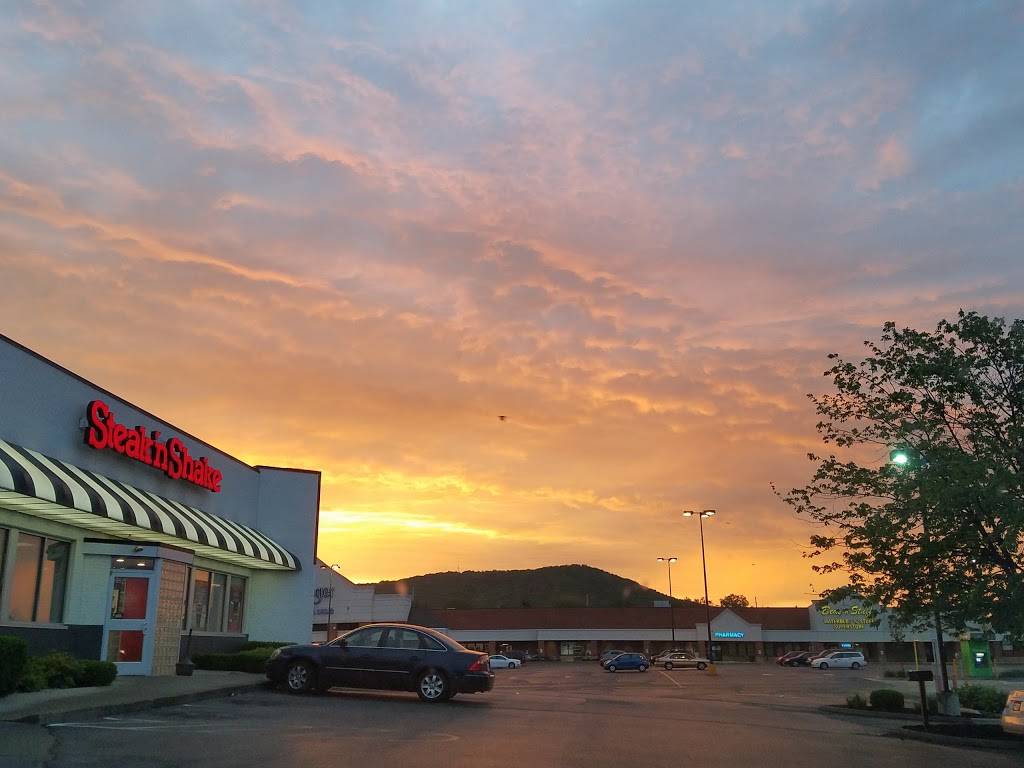 Steak n Shake | restaurant | 889 N Bridge St, Chillicothe, OH 45601, USA | 7402171194 OR +1 740-217-1194