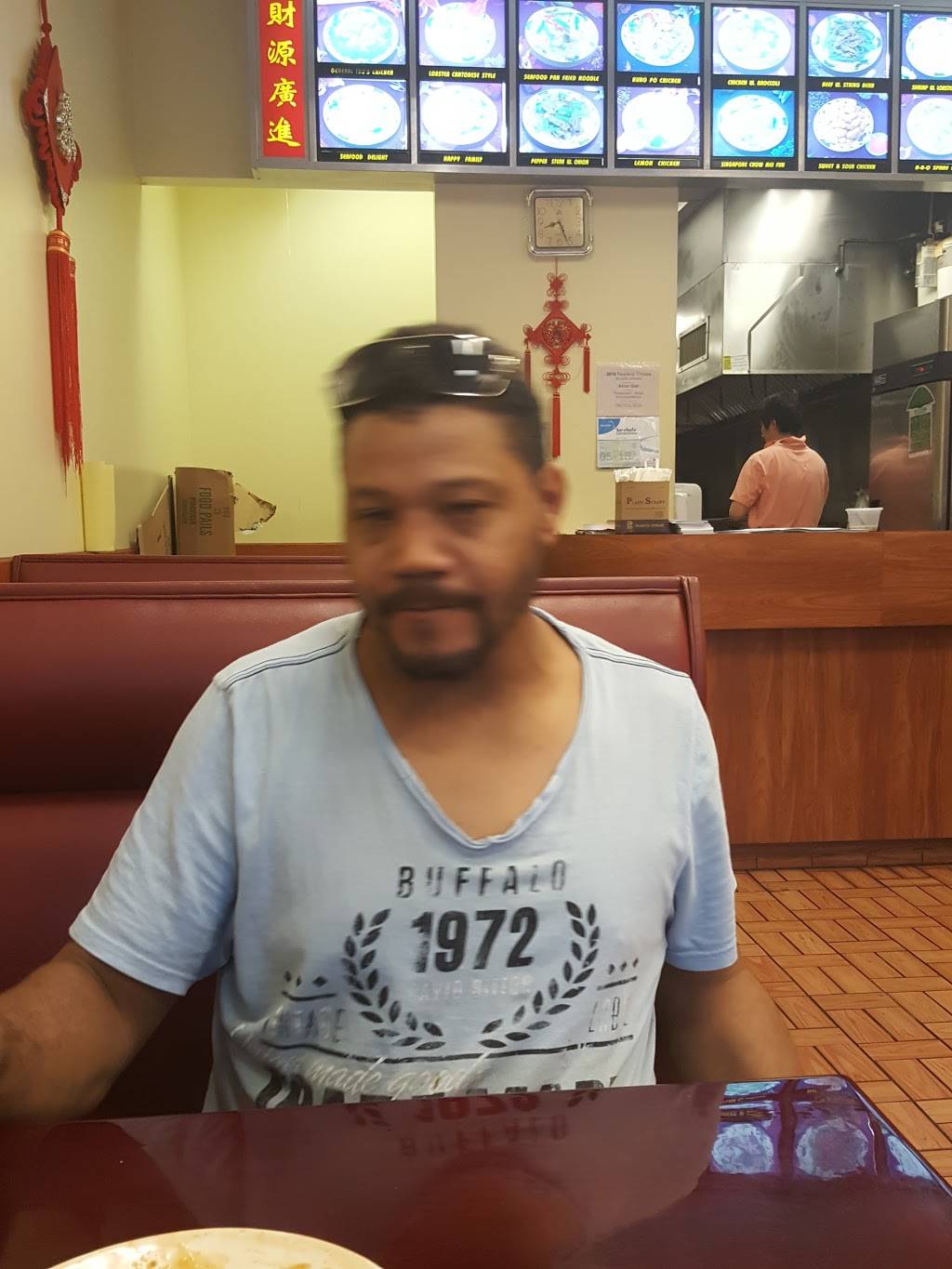 Asian Star Chinese Restaurant | restaurant | 1 Quaker Village Shopping Center, Leetsdale, PA 15056, USA | 4127498298 OR +1 412-749-8298