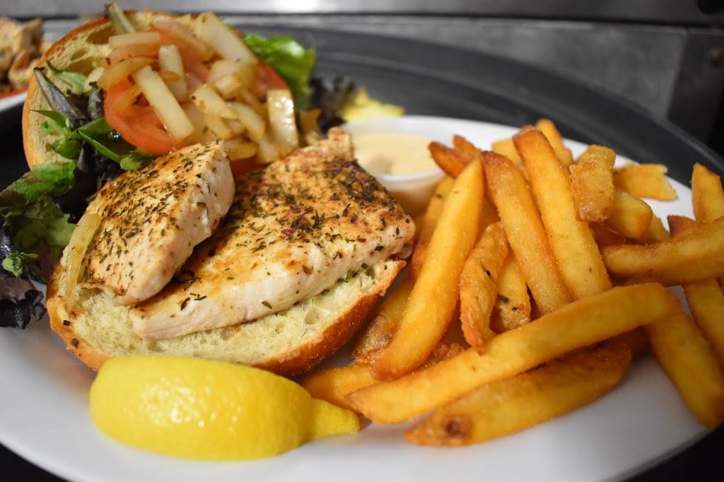 Goombays Beachside | restaurant | 306 Florida A1A, Satellite Beach, FL 32937, USA | 3214217287 OR +1 321-421-7287