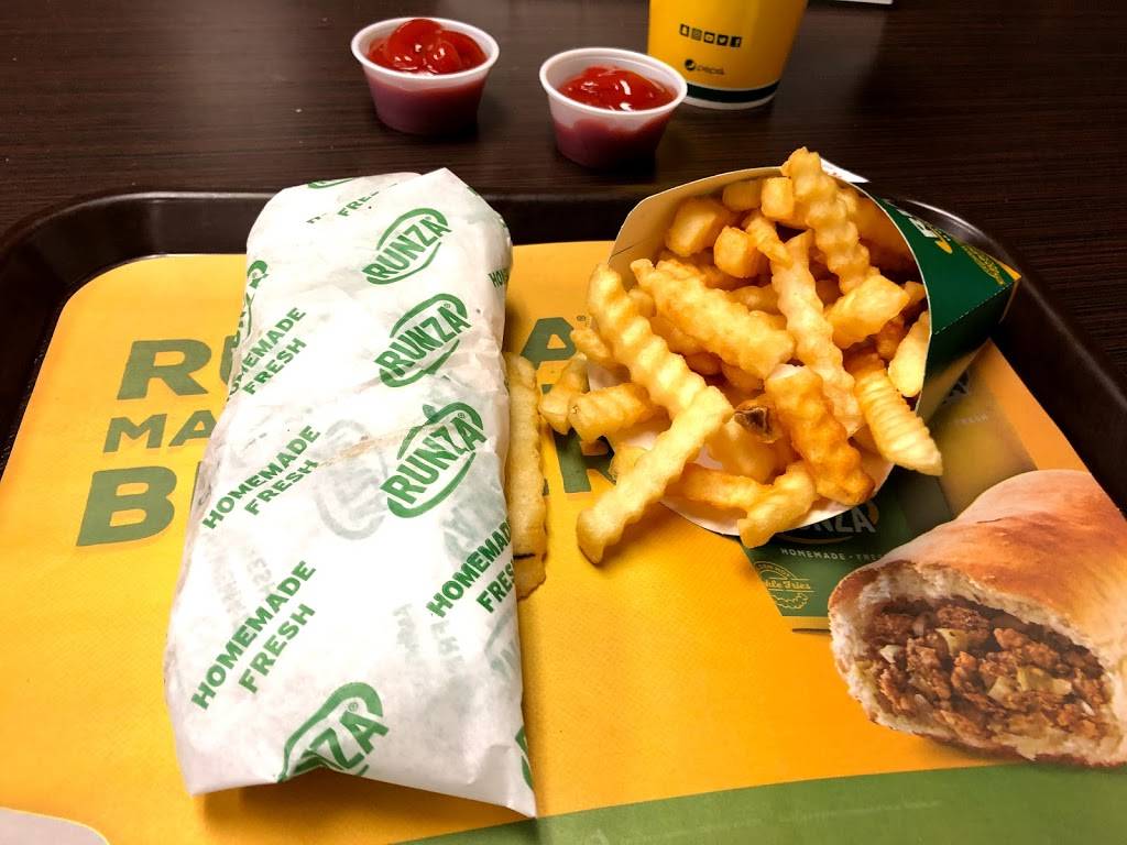 Runza Restaurant | restaurant | 10769 Q St, Omaha, NE 68127, USA | 4023311727 OR +1 402-331-1727
