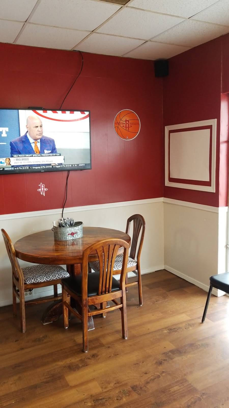 Brisket Joint & Swap Water BBQ | restaurant | 3622 Aldine Mail Rte Rd, Houston, TX 77039, USA | 8323524225 OR +1 832-352-4225