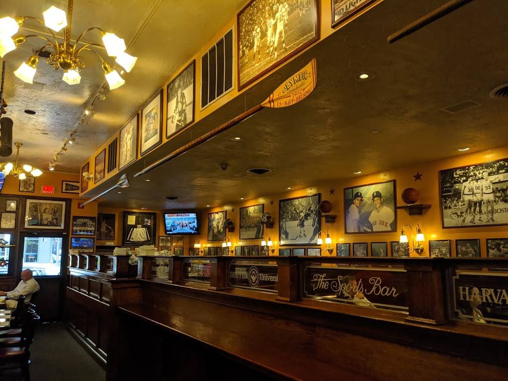 The Fours Restaurant & Sports Bar | restaurant | 166 Canal St, Boston, MA 02114, USA | 6177204455 OR +1 617-720-4455