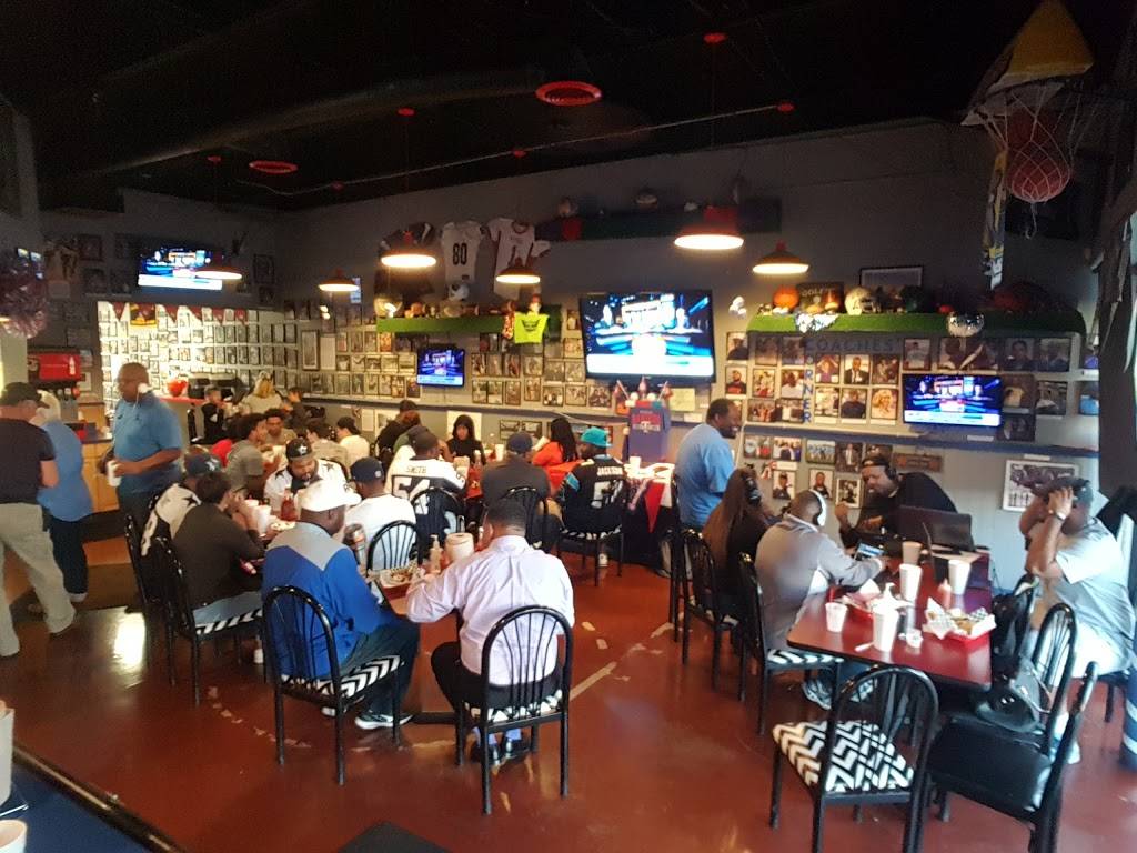 Tjs Catfish & Wings | restaurant | 4261 Green Oaks Blvd #506, Arlington, TX 76016, USA | 8175721600 OR +1 817-572-1600