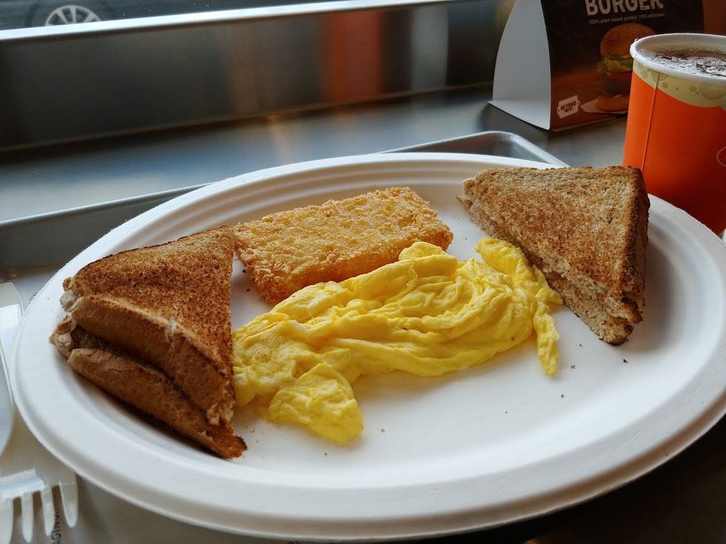 A&W Canada | restaurant | 2625 Yonge St, Toronto, ON M4P 2J6, Canada | 4169038465 OR +1 416-903-8465