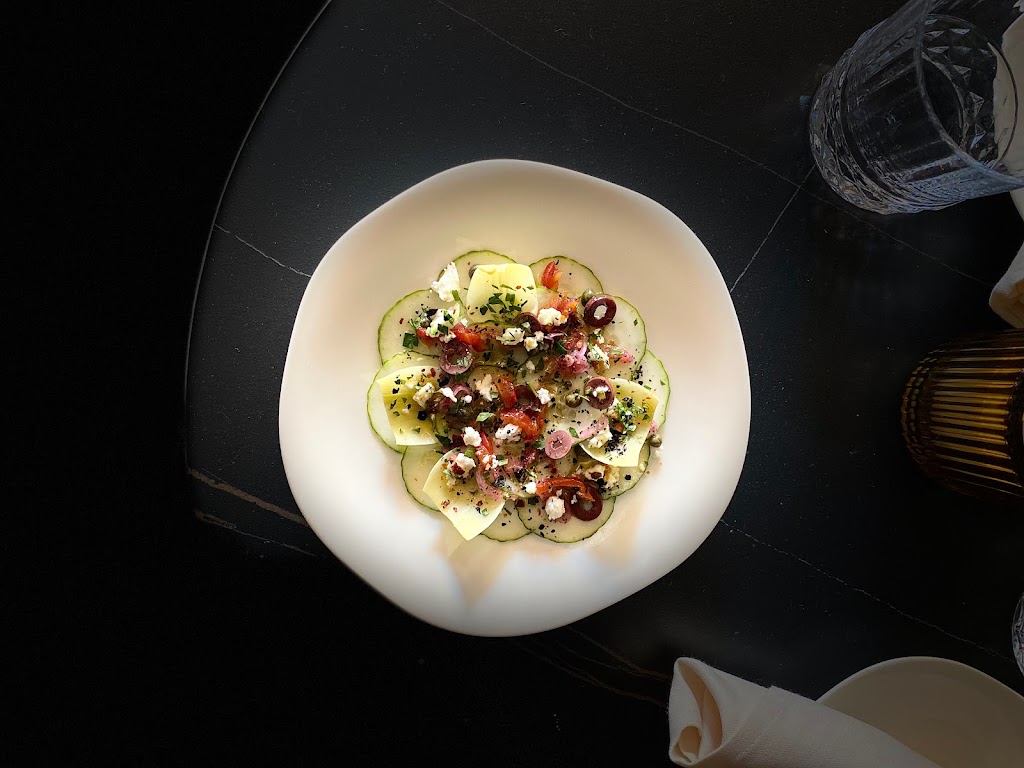 Elaines | restaurant | 208 Queen St, Alexandria, VA 22314, USA | 5719700517 OR +1 571-970-0517