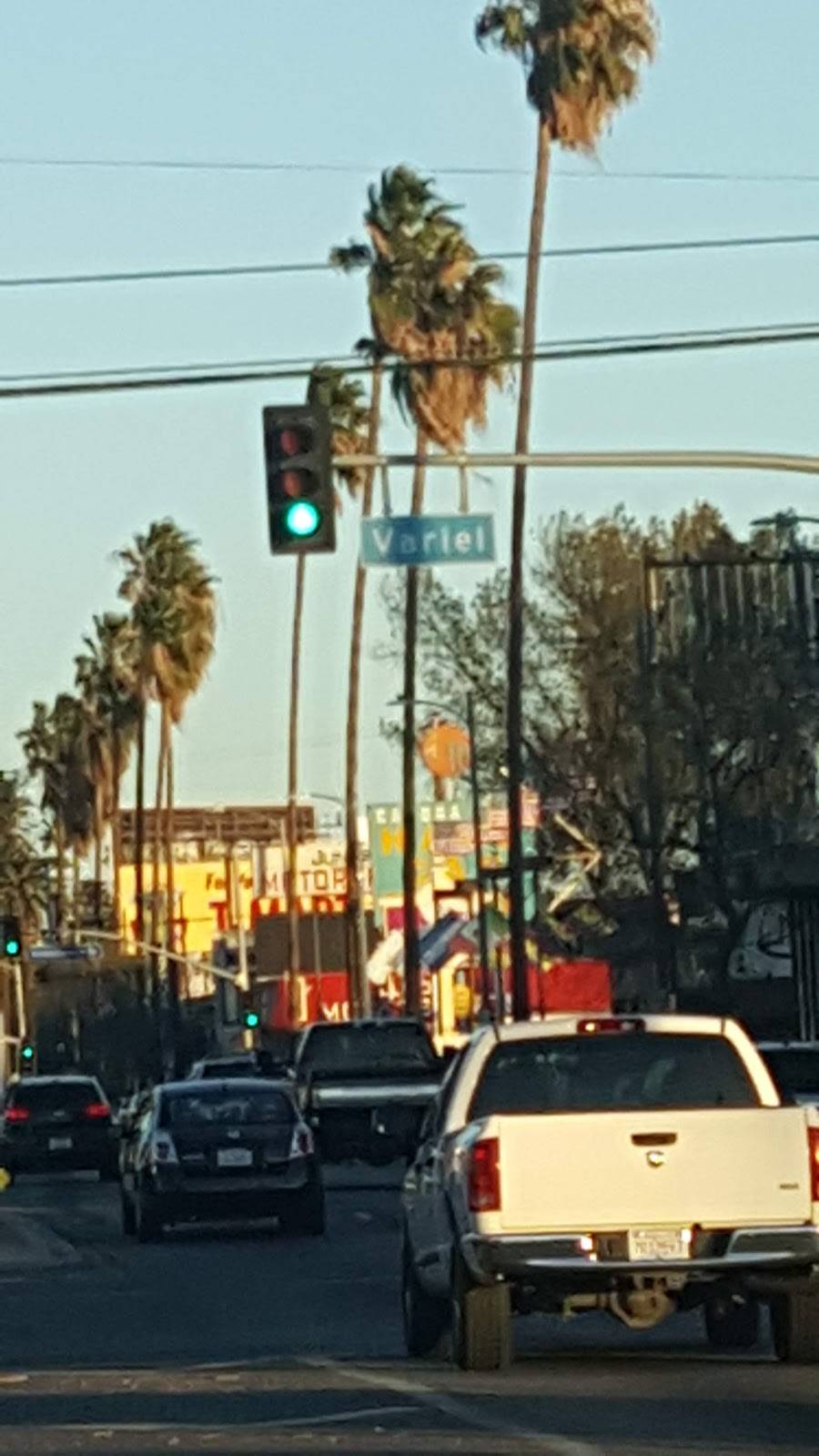 Los Alteños | restaurant | 21109 Sherman Way, Canoga Park, CA 91303, USA | 8189921814 OR +1 818-992-1814