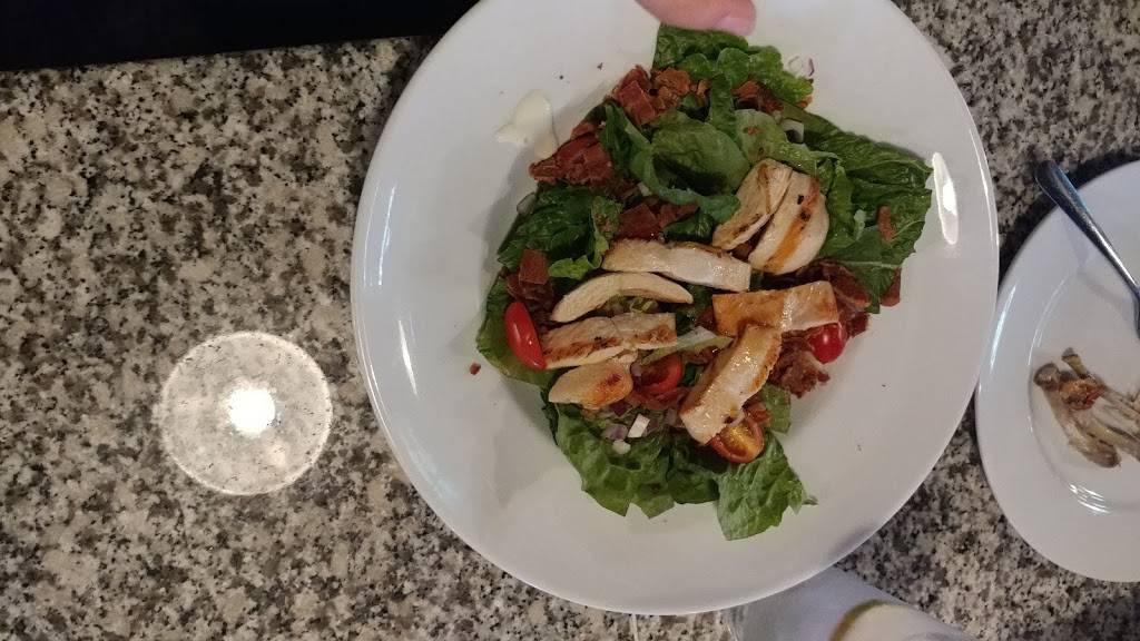 Chicago Sports Bar & Grill | restaurant | 1179 Airport Rd, Allentown, PA 18109, USA | 6107762090 OR +1 610-776-2090