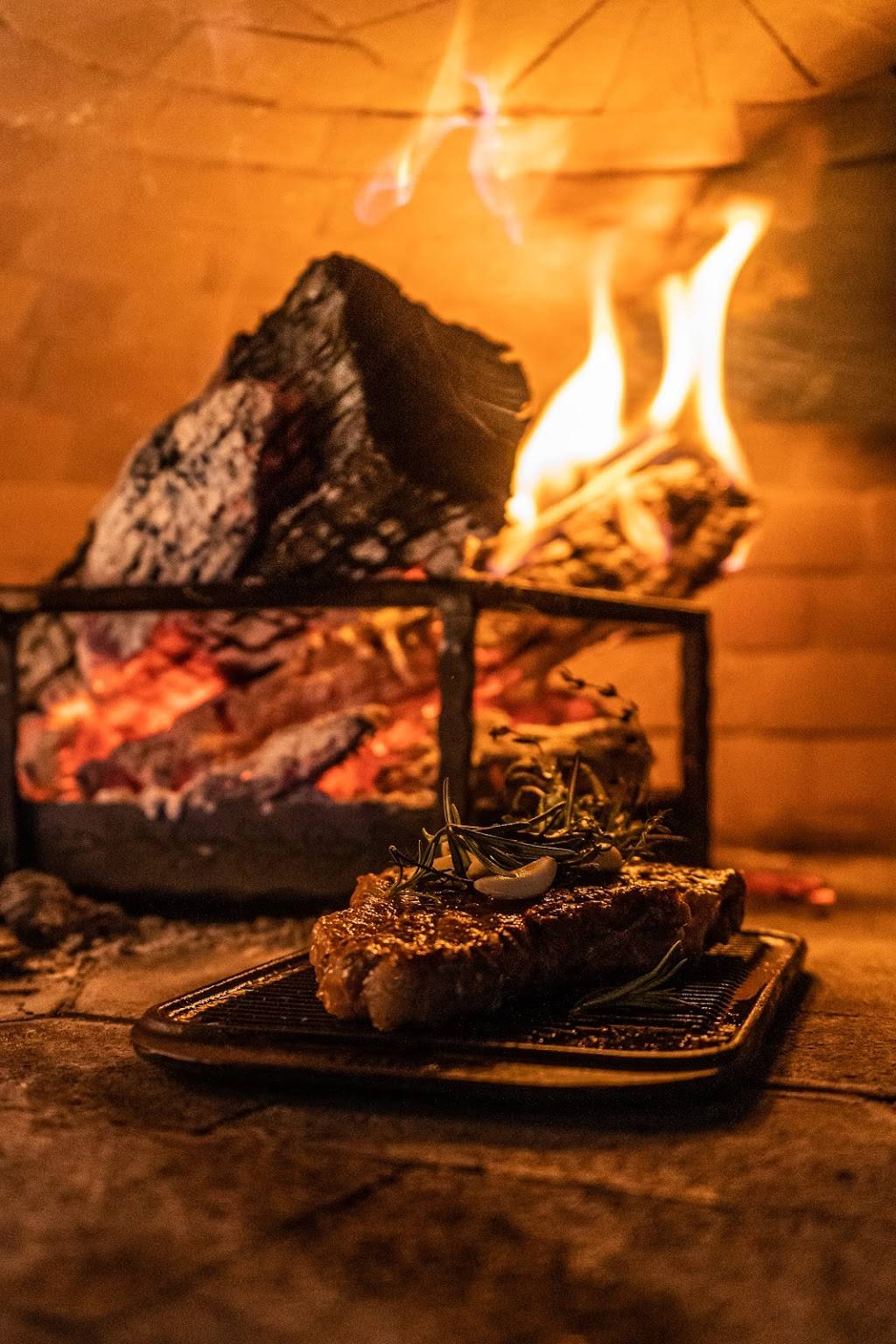 the founders bistro | restaurant | 7941 Airport-Pulling Rd, Naples, FL 34109, USA | 2396539353 OR +1 239-653-9353